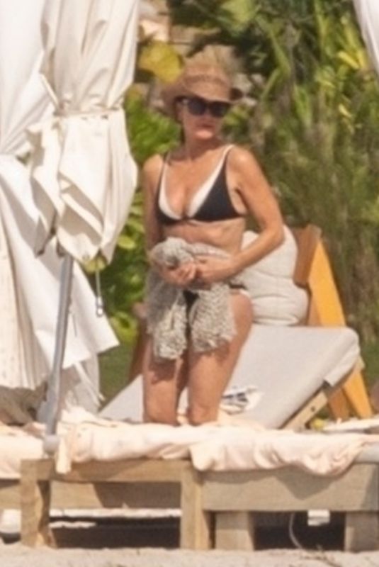 KYLE RICHARDS Celebrates Her 55th Birthday with MORGAN WADE and Friends at a Beach in Punta Mita 01/10/2024