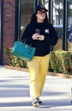 KYLE RICHARDS Out After Lunch in Los Angeles 01/07/2024