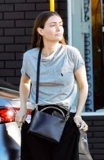 LAUREN PARSEKIAN Leaves Nails Salon in Los Feliz 01/06/2024