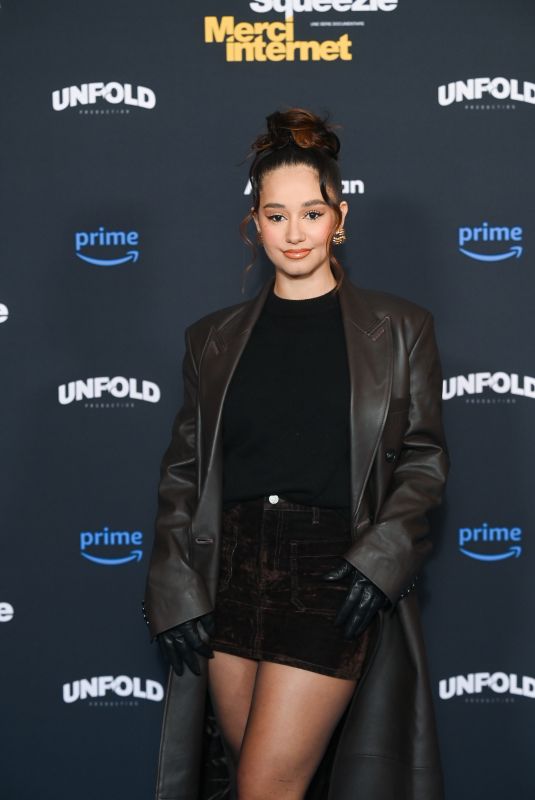 LENA MAHFOUF at Squeezie-Merci Internet Premiere at Le Grand Rex in Paris 01/15/2024