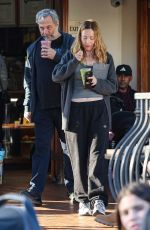 LESLIE MANN and Judd Apatow at Urth Caffe in West Hollywood 01/10/2024