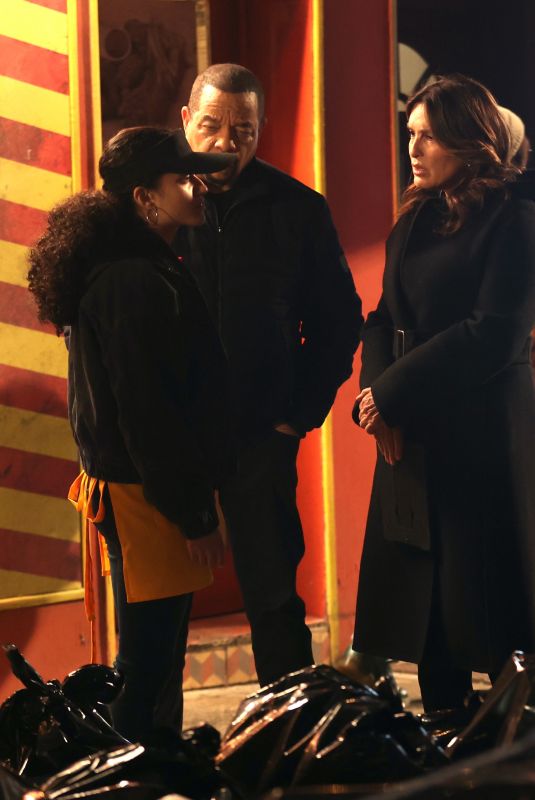 MARISKA HARGITAY on the Set of Law and Order: Special Victims Unit in Queens 01/29/2024