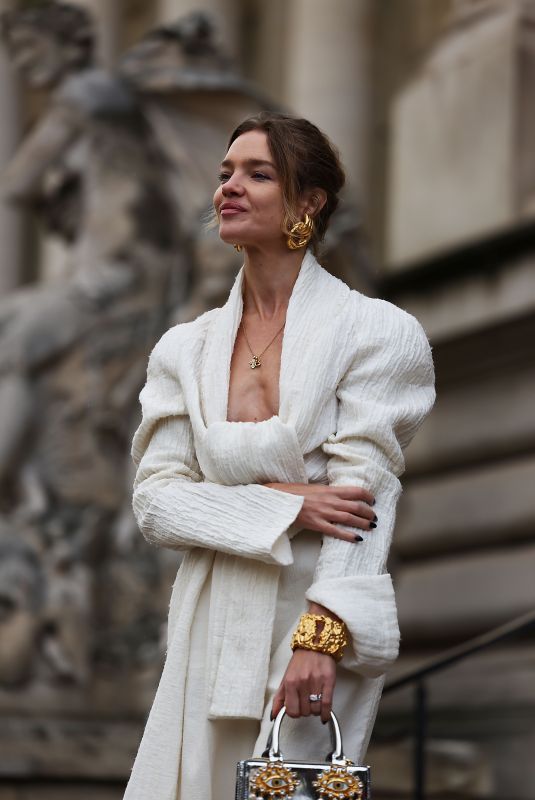 NATALIA VODIANOVA Arrives at Schiaparelli Spring/Summer 2024 Show at Haute Couture Week in Paris 01/22/2024