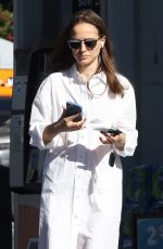 NATALIE PORTMAN at a Gas Station in Los Feliz 01/11/2024