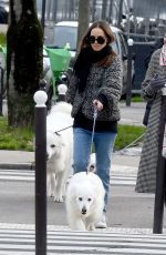NATALIE PORTMAN Out with Her Dogs on Champ-de-Mars Gardens in Paris 01/27/2024