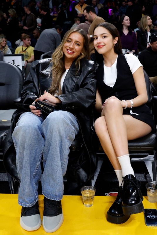 OLIVIA RODRIGO and TATE MCRAE at Los Angeles Lakers vs Brooklyn Nets Game in Los Angeles 01/19/2024