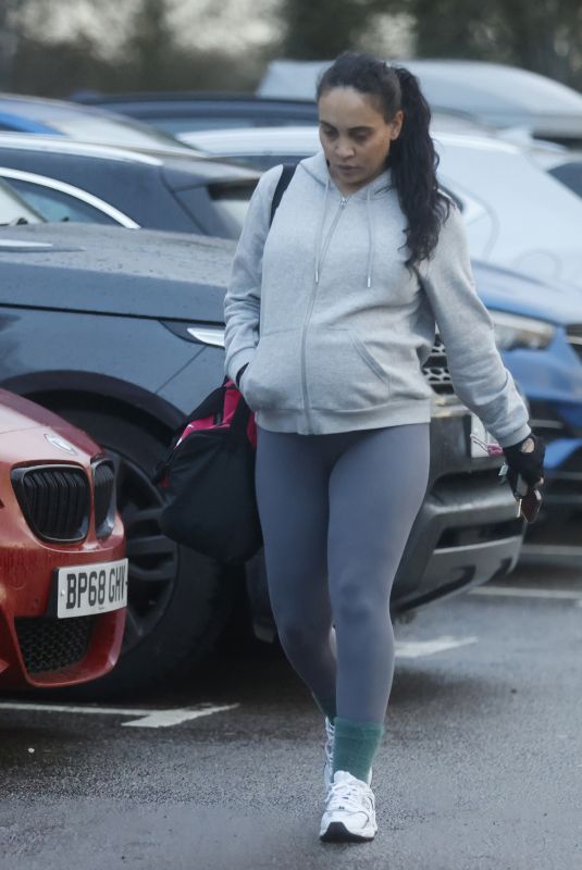 Pregnant ANNIE BULLAH Leaves a Gym in Essex 01/04/2024