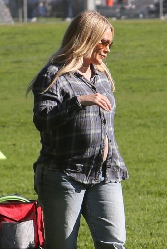 Pregnant HILARY DUFF Celebrates Her Daughter