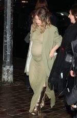 Pregnant MELANIE THIERRY Arrives at AMI – Alexandre Mattiussi Menswear Fall/Winter 2024-2025 Show at Paris Fashion Week 01/18/2024