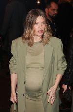 Pregnant MELANIE THIERRY Arrives at AMI – Alexandre Mattiussi Menswear Fall/Winter 2024-2025 Show at Paris Fashion Week 01/18/2024