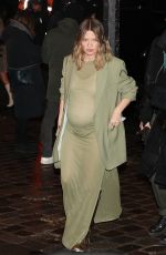 Pregnant MELANIE THIERRY Arrives at AMI – Alexandre Mattiussi Menswear Fall/Winter 2024-2025 Show at Paris Fashion Week 01/18/2024