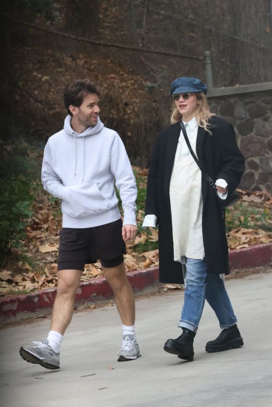 Pregnant SUKI WATERHOUSE Out with a Friend in Los Feliz 01/24/2024