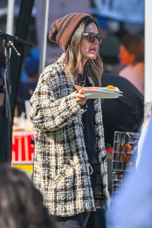 RACHEL BILSON Out at a Farmer