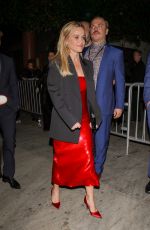 REESE WITHERSPOON Leaves Vanity Fair Pre-golden Globe Party at Bar Marmont in Los Angeles 01/06/2024