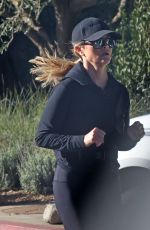 REESE WITHERSPOON Out Joging in Los Angeles 01/07/2024