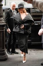 RIHANNA Arrives at Siena Restaurant in Paris 01/22/2024