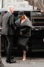 RIHANNA Arrives at Siena Restaurant in Paris 01/22/2024