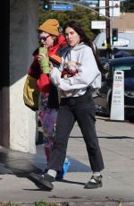 SCOUT WILLIS Out for Morning Smoothies with a Gal Pal and Her Dog 01/07/2024