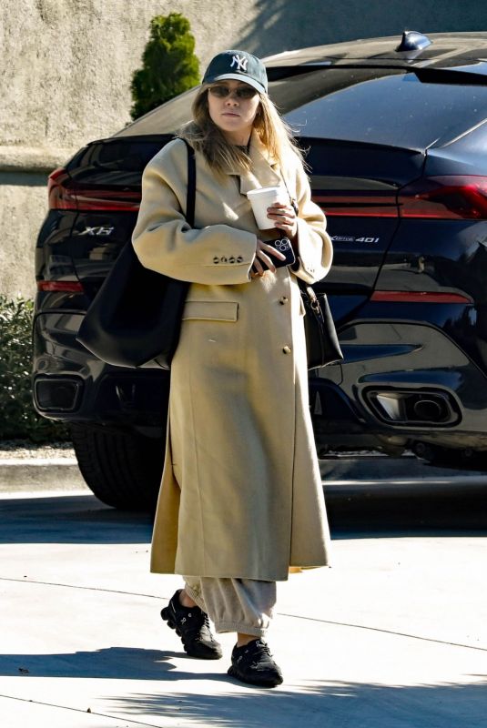 SUKI WATERHOUSE Out and About in Beverly Hills 01/13/2024