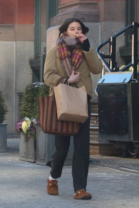 SURI CRUISE Out and About in New York 01/17/2024