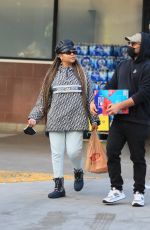 TARAJI P. HENSON Shopping at Sprouts Farmers Market and Ralphs Grocery in Hollywood 12/31/2023