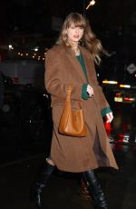 TAYLOR SWIFT Arrives at Electric Lady Studio in New York 01/09/2024