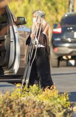 TORI SPELLING Carries Crutches Out in Newbury Park 01/09/2024