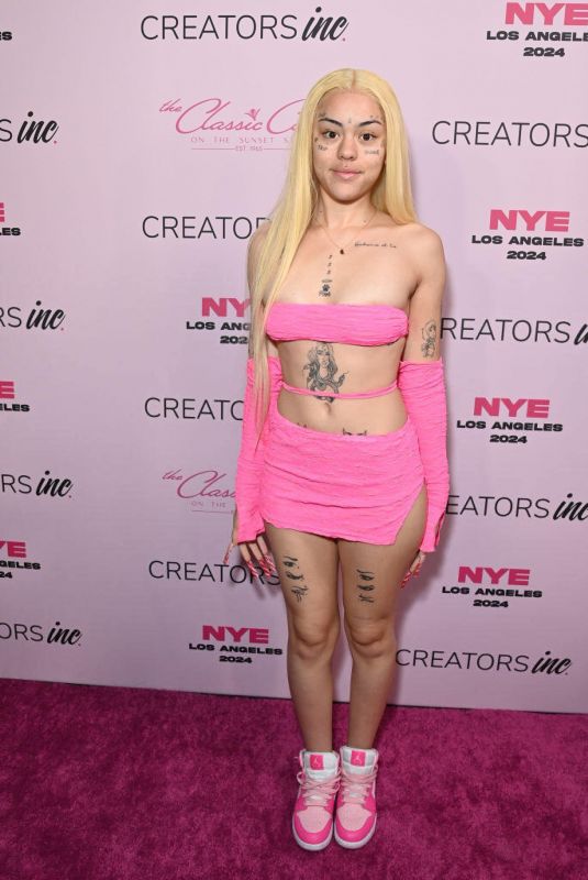 TRAP BUNNIE BUBBLES at Creators Inc NYE 2024 in Los Angeles 12/31/2023