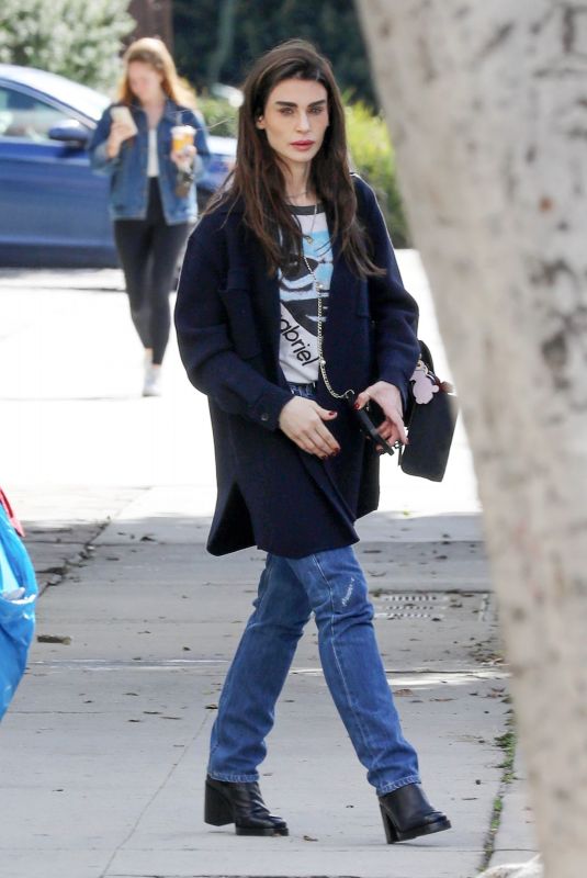AIMEE OSBOURNE Out and About in Los Angeles 02/09/2024