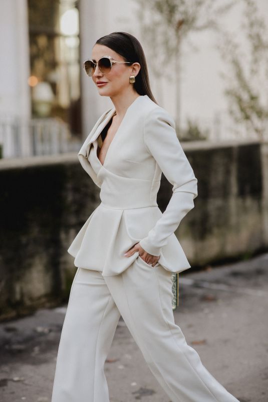 ALEXANDRA PEREIRA Arrives at Elie Saab Spring/Summer 2024 Haute Couture Show in Paris 01/24/2024