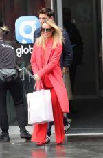 AMANDA HOLDEN Leaves Her Show in London 02/29/2024