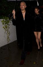 ASHLEE SIMPSON and Evan ROss Arrives at Gucci