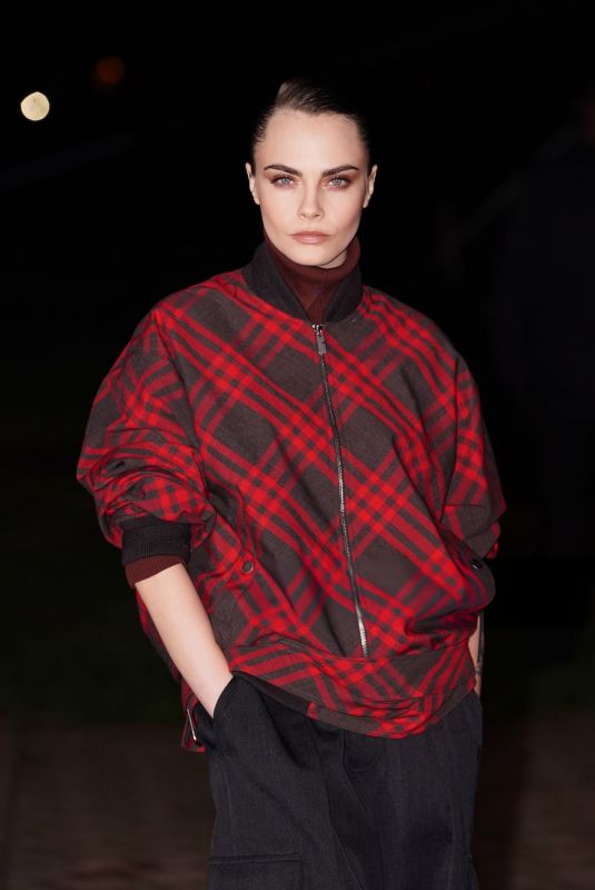 CARA DELEVINGNE at Burberry