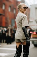 CAROLINE DAUR at Max Mara Fashion Show at Milan Fashion Week 02/22/2024