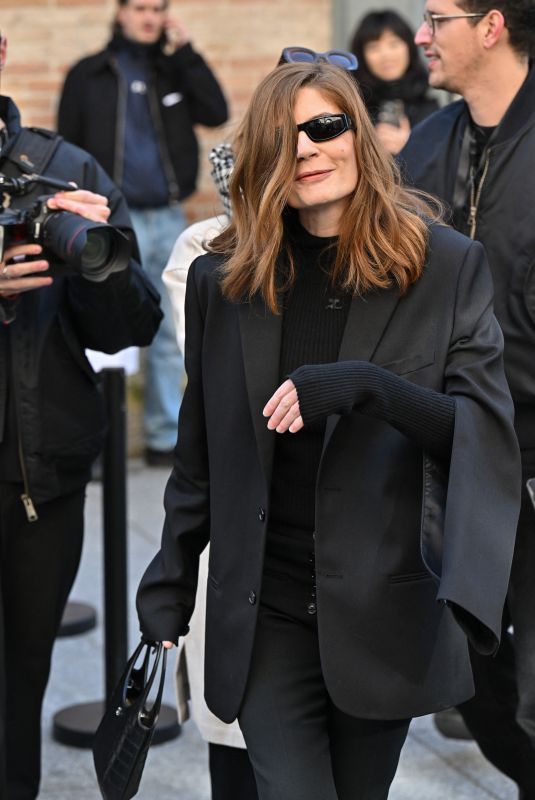 CHIARA MASTROIANNI Arrives at Courreges Fashion Show at Paris Fashion Week 02/28/2024