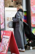 DIANE KRUGER Shopping at Baked By Melissa Cupcakes in New York 02/07/02/2024