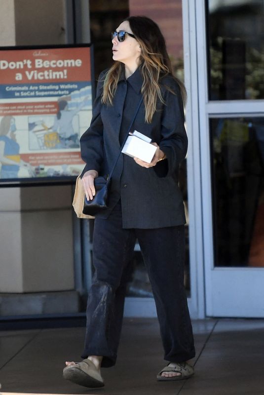 ELIZABETH OLSEN Out Shopping at Gelson’s in Los Angeles 02/22/2024