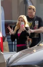 HEIDI MONTG Out for Lunch in Santa Monica 02/27/2024