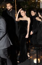 JISOO Arrives at Cartier 100th Anniversary Dinner in Paris 02/07/2024