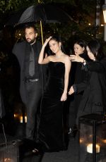 JISOO Arrives at Cartier 100th Anniversary Dinner in Paris 02/07/2024