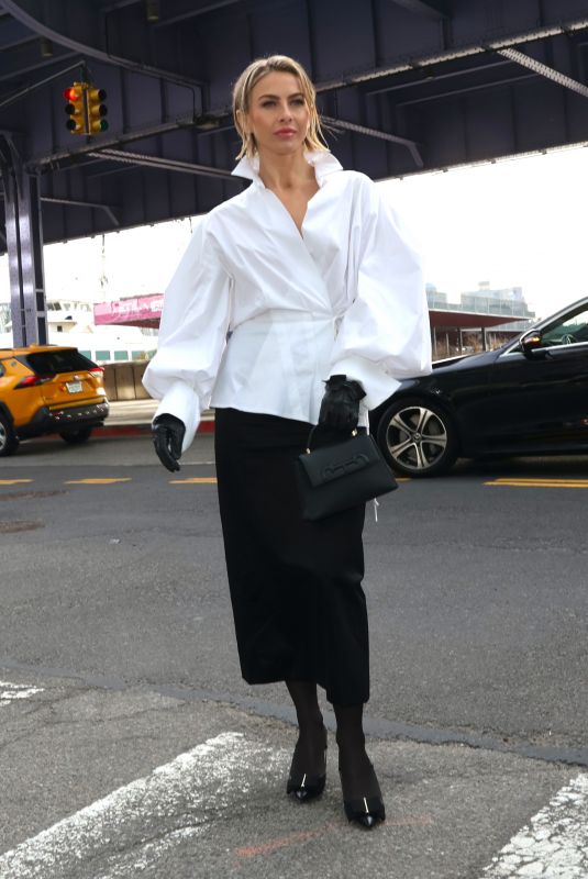 JULIANNE HOUGH Arrives at Carolina Herrera Show at New York Fashion Week 02/12/2024