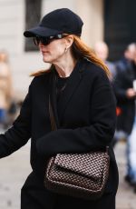 JULIANNE MOORE and Bart Freundlich Out at Milan Fashion Week 02/24/2024