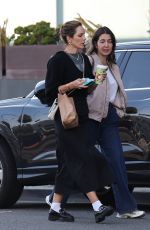 KATHARINE MCPHEE Shopping at XIV Karats Store in Los Angeles 02/20/2024