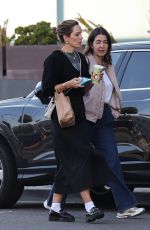 KATHARINE MCPHEE Shopping at XIV Karats Store in Los Angeles 02/20/2024