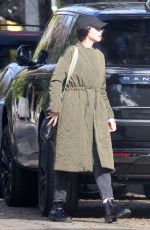 KATHERINE SCHWARZENEGGER Check on Their New House in Brentwood 02/09/2024