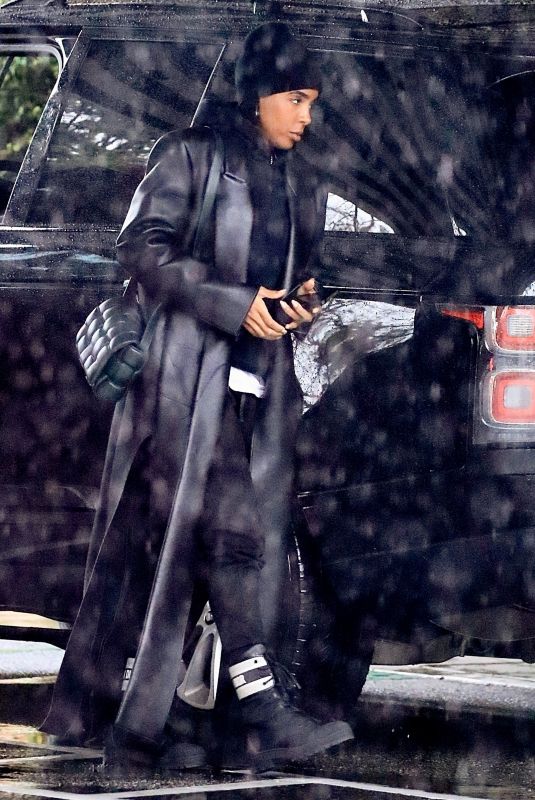 KELLY ROWLAND Arrives at Beverly Hills Hotel 02/05/2024