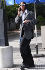 KELLY ROWLAND Out for Brunch with Fiends at Castaway Country Club in Burbank 02/24/2024