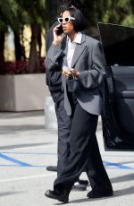 KELLY ROWLAND Out for Brunch with Fiends at Castaway Country Club in Burbank 02/24/2024