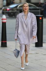 KELLY RUTHERFORD Arrives at Guildhall in London 02/16/2024