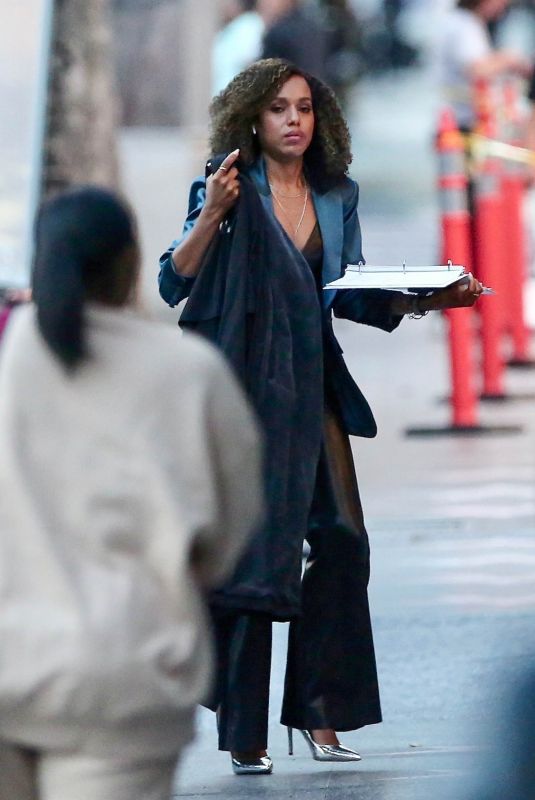 KERRY WASHINGTON Heading to the Set of Unprisoned in Hollywood 02/23/2024